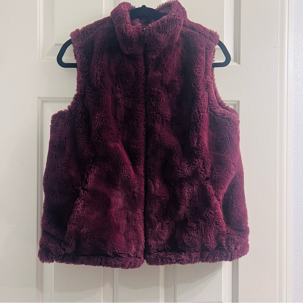 Nicole Miller Reversible Vest — Faux Fur & Quilted Warmth Burgundy
